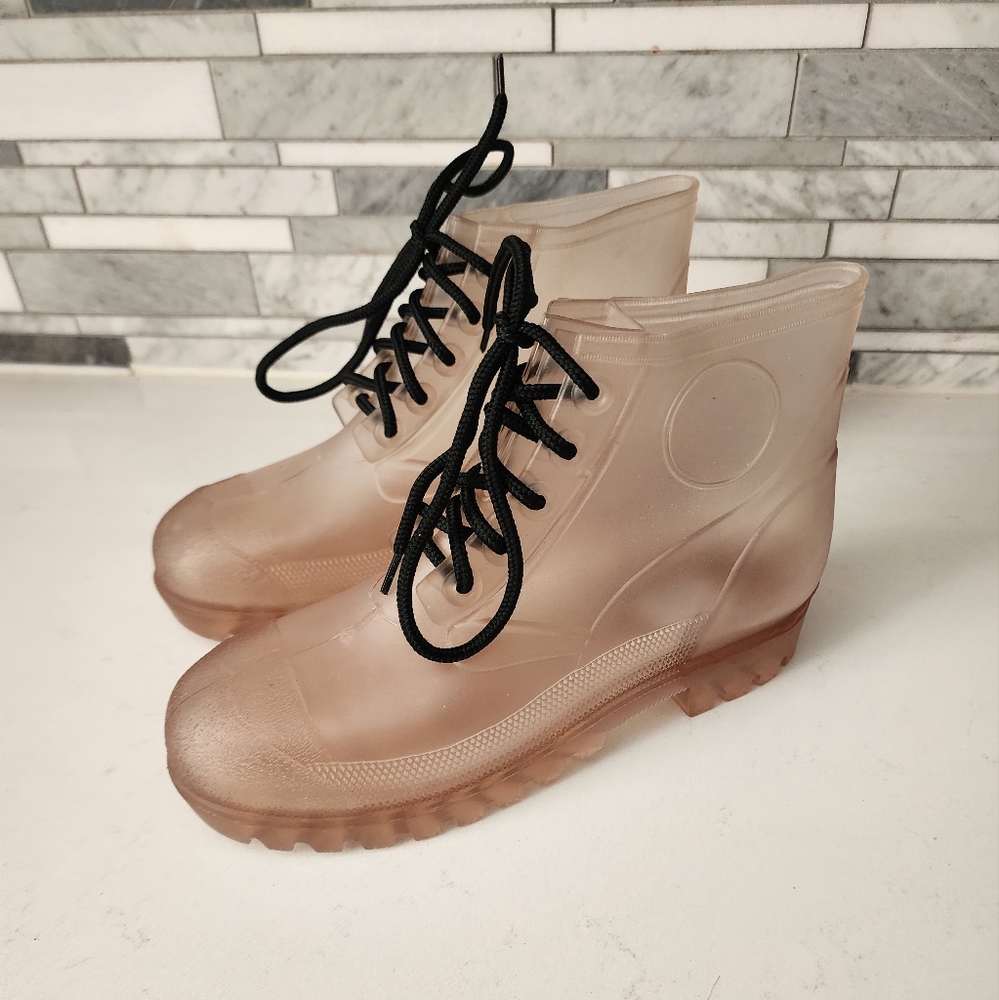 Regia Tan Rainboots